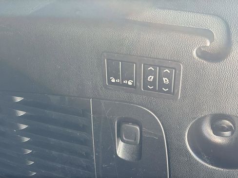 Used 2019 GMC Yukon XL Denali w/ Denali Ultimate Package image 20