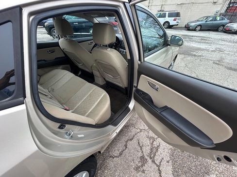 Used 2010 Hyundai Elantra GLS image 8