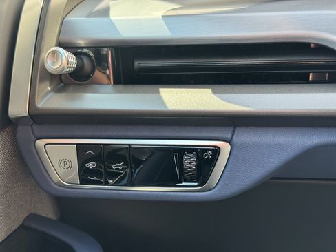 New 2026 Cadillac Vistiq Premium Luxury image 29