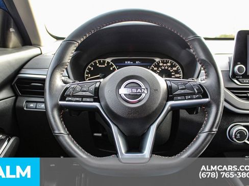 Used 2025 Nissan Altima 2.5 SR image 23