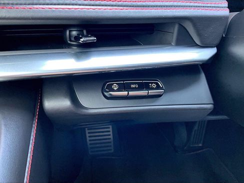 Used 2020 Chevrolet Corvette Stingray Premium Cpe w/ 3LT Preferred Equipment Group RWD image 34