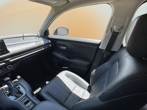 Used 2023 Honda HR-V EX-L image 18