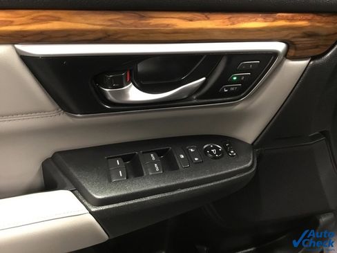 Used 2019 Honda CR-V Touring image 23