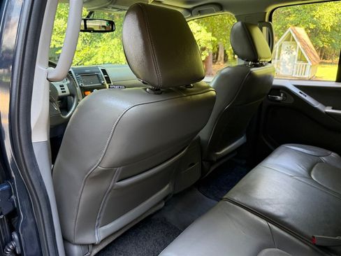 Used 2019 Nissan Frontier SL AWD/4WD image 52