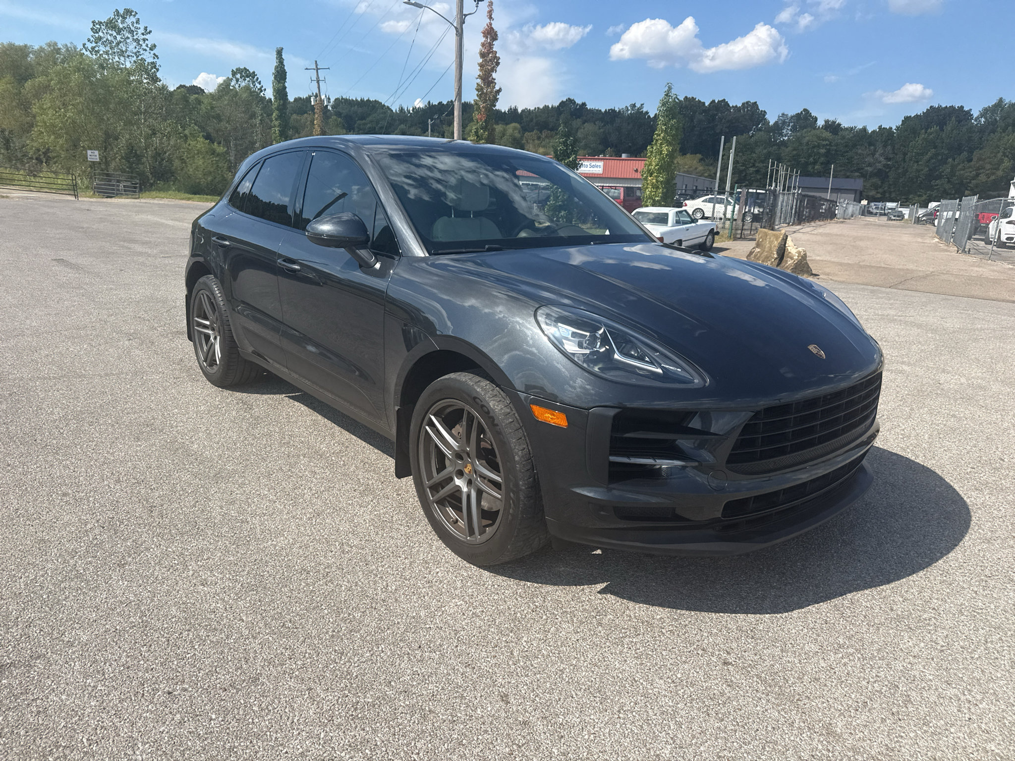 Used 2020 Porsche Macan S AWD/4WD image 3
