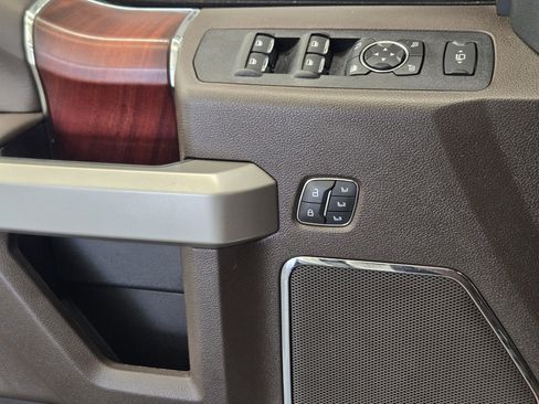 Used 2022 Ford F250 King Ranch w/ King Ranch Ultimate Package image 21