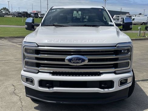 New 2026 Ford F250 Platinum w/ Platinum Plus Package AWD/4WD image 8