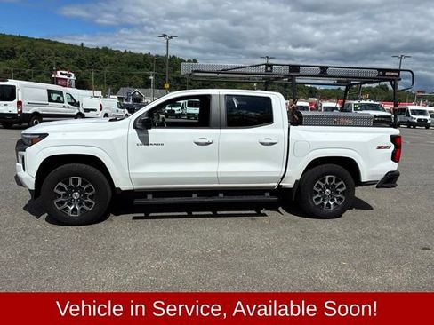 Used 2024 Chevrolet Colorado Z71 w/ Advanced Trailering Package AWD/4WD image 4