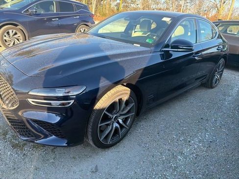 Used 2026 Genesis G70 2.5T image 8
