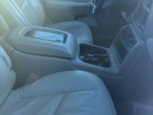 Used 2003 Chevrolet Tahoe Z71 image 11