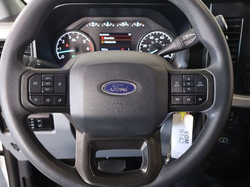 Used 2024 Ford F250 XL w/ XL Chrome Package RWD image 3