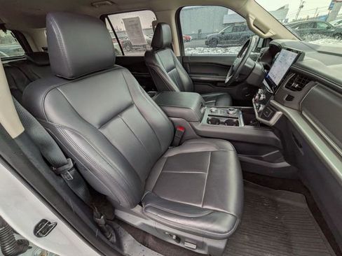 Certified 2022 Ford Expedition XLT image 20
