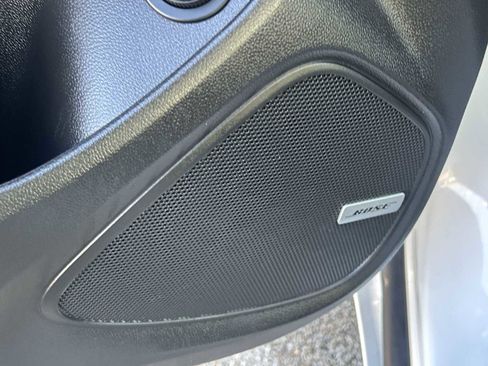 Used 2025 Buick Encore GX Avenir w/ Avenir Convenience Package image 22