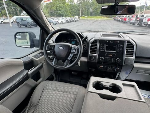 Used 2016 Ford F150 XLT AWD/4WD image 19