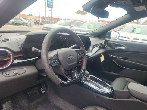 New 2026 Chevrolet Trax RS image 10