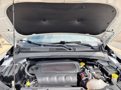 Used 2022 Jeep Compass Trailhawk w/ Sun and Sound Group AWD/4WD image 7