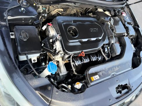 Used 2015 Hyundai Sonata Limited w/ Cargo Package FWD image 9