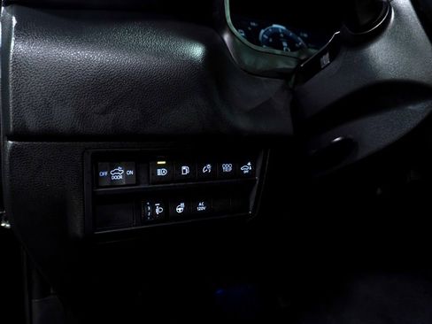 Used 2024 Toyota Tundra Limited image 23