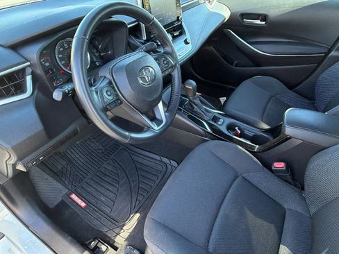Used 2021 Toyota Corolla SE w/ SE Premium Package image 10