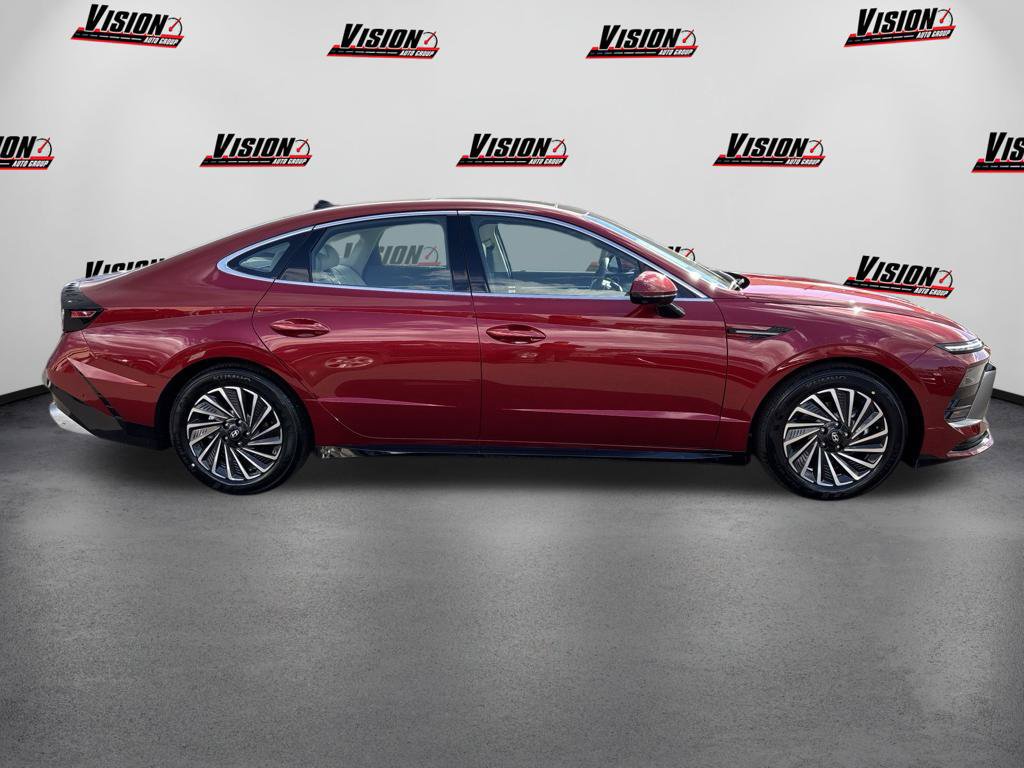 New 2026 Hyundai Sonata Limited FWD image 4