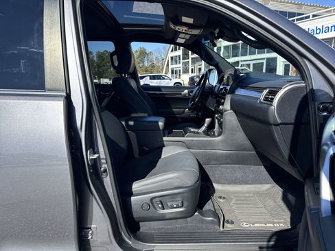 Used 2023 Lexus GX 460 Premium w/ Premium Plus Package image 33