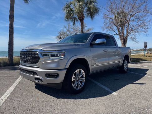 Used 2024 RAM 1500 Limited image 4