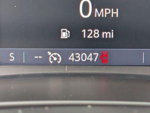 Used 2023 Chevrolet Blazer LT image 25