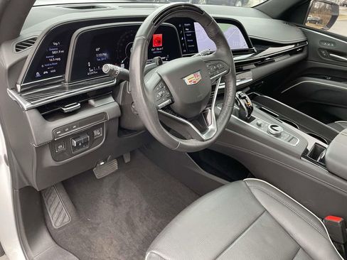 Certified 2023 Cadillac Escalade Sport w/ LPO, ONYX Package image 19