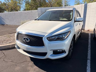Used 2019 INFINITI QX60 Luxe w/ Essential Package