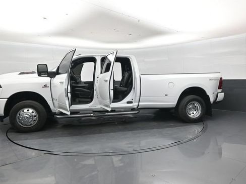 Used 2026 RAM 3500 Laramie w/ Max Tow Package AWD/4WD image 50