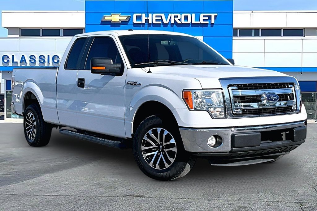 Used 2013 Ford F150 XLT w/ Mid Equipment Group RWD image 1