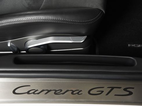 Used 2012 Porsche 911 Carrera GTS RWD image 19