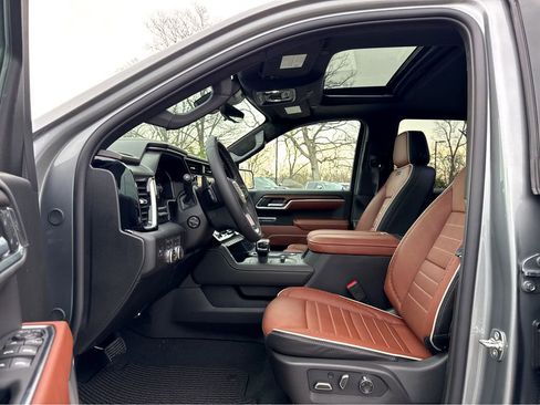 New 2026 GMC Sierra 1500 Denali Ultimate image 8