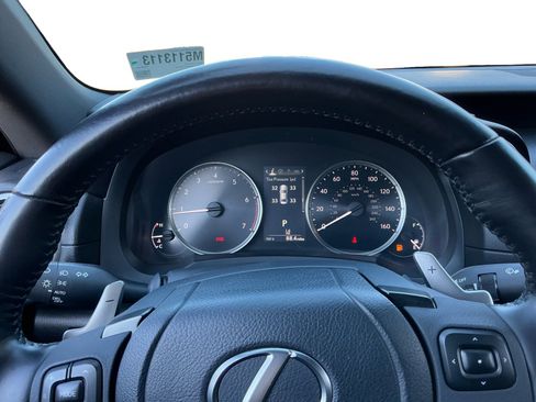 Used 2021 Lexus IS 300 w/ Comfort Package image 12