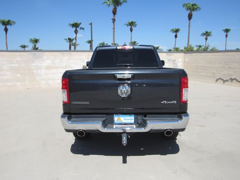 Used 2020 RAM 1500 Big Horn AWD/4WD image 7