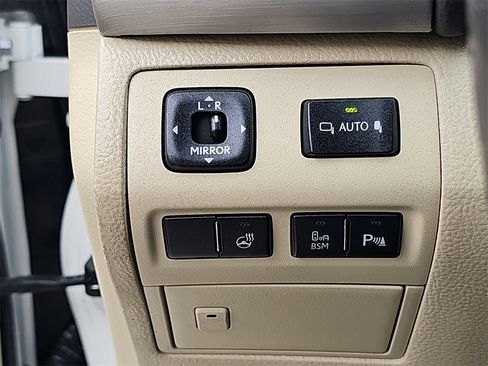 Used 2014 Lexus LS 460 w/ Comfort Package image 30