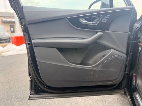 Certified 2023 Audi Q7 2.0T Premium w/ Convenience Package image 13