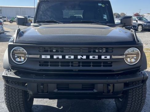 New 2025 Ford Bronco Big Bend w/ Black Diamond Package image 3