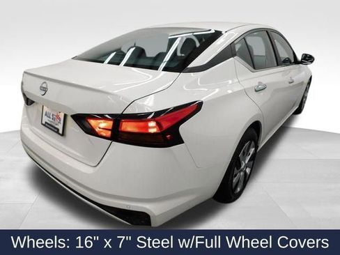 Used 2024 Nissan Altima 2.5 S image 17