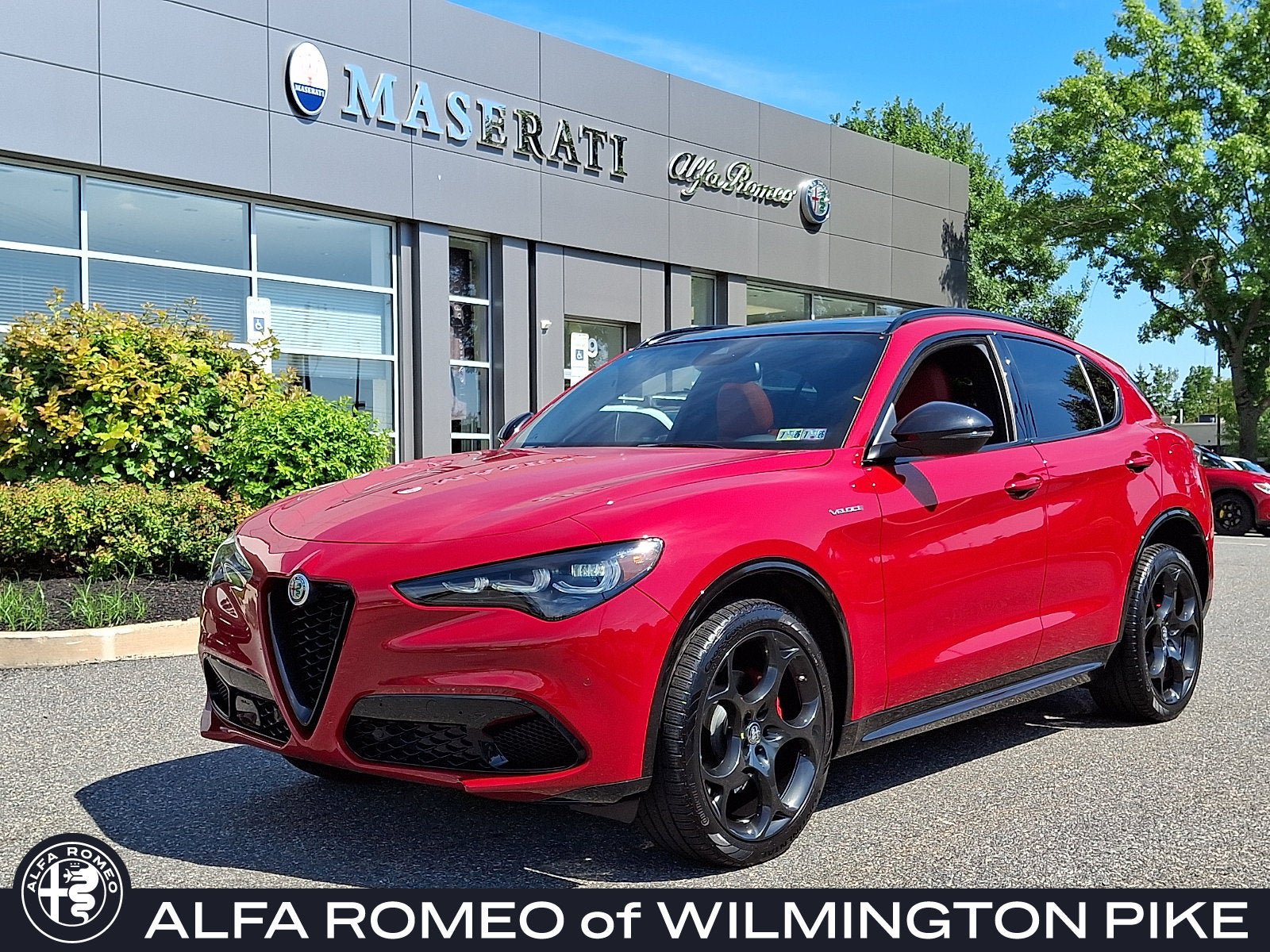 Used 2024 Alfa Romeo Stelvio Veloce AWD/4WD image 1