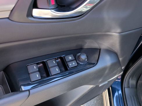 Used 2018 MAZDA CX-5 Touring w/ Preferred Equipment Package image 14