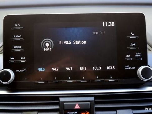 Used 2018 Honda Accord LX image 15