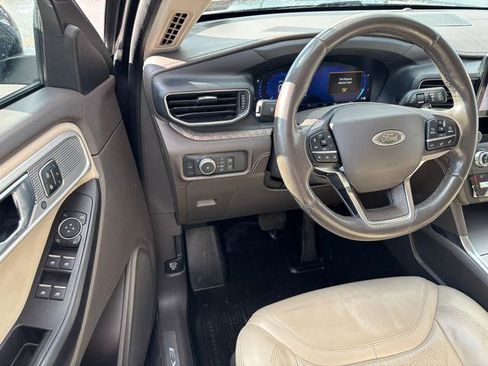 Used 2020 Ford Explorer Platinum image 10