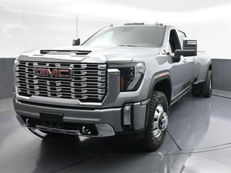 Used 2025 GMC Sierra 3500 Denali w/ Denali Reserve Package AWD/4WD video 1