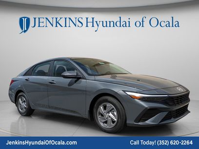 New 2026 Hyundai Elantra SE