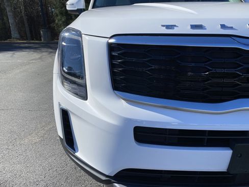 Used 2022 Kia Telluride EX image 14