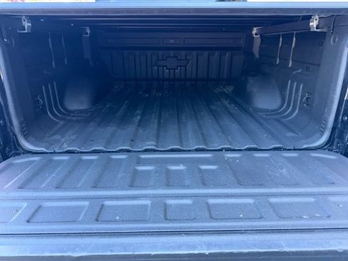 Used 2022 Chevrolet Colorado Z71 w/ Z71 Midnight Edition AWD/4WD image 14