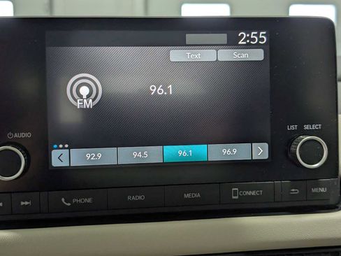 Certified 2024 Honda HR-V LX image 25