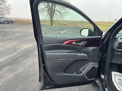 Used 2024 Chevrolet Traverse RS w/ LPO, Floor Liner Package image 21