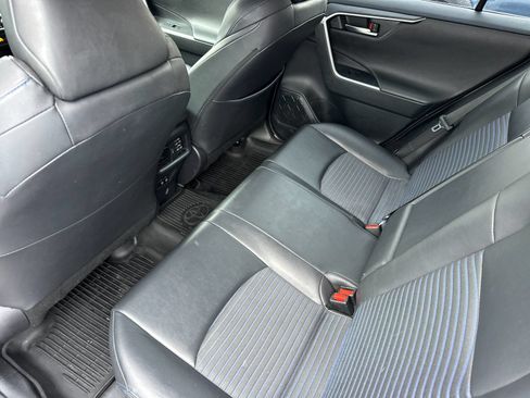 Used 2019 Toyota RAV4 XSE AWD/4WD image 12